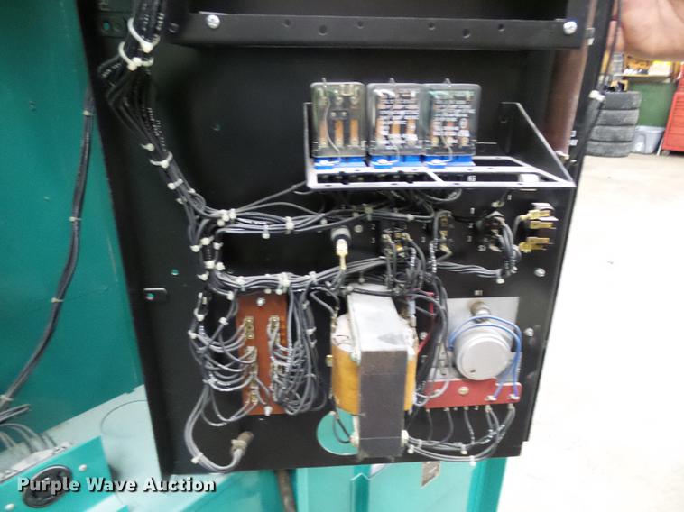 image for item DE5322 Onan 2000FDP generator