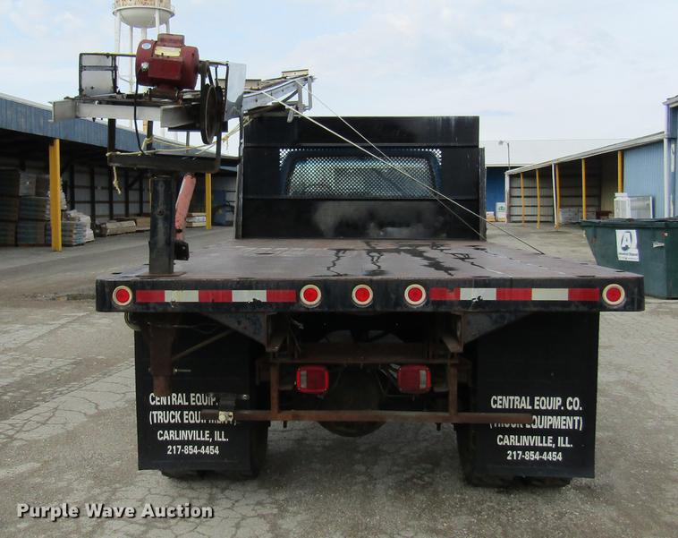 image for item DE5888 1995 Ford F700 flat dump bed truck