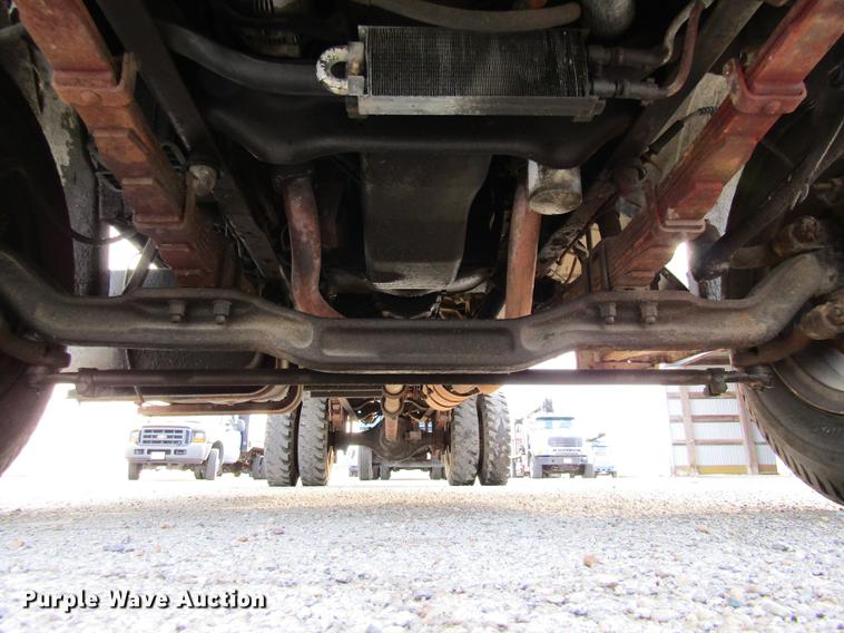 image for item DE5888 1995 Ford F700 flat dump bed truck