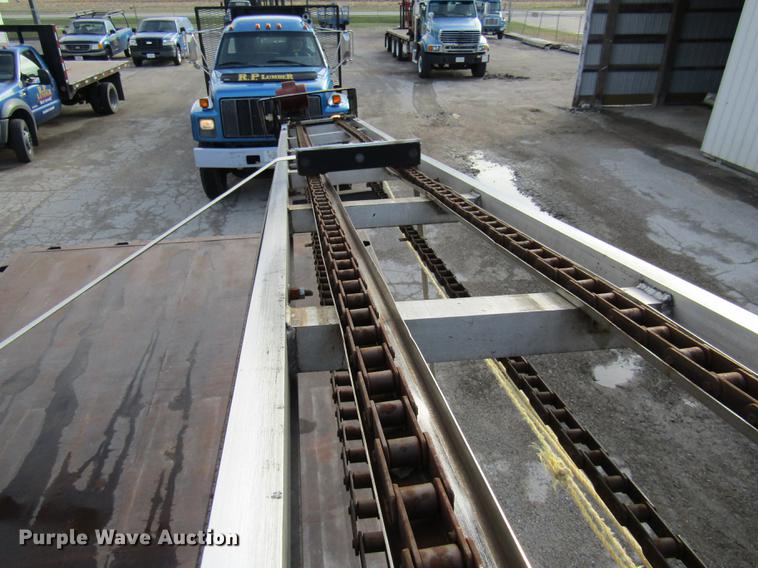 image for item DE5888 1995 Ford F700 flat dump bed truck