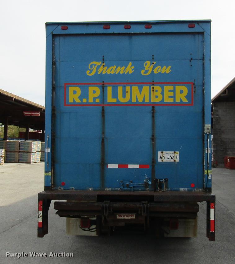 image for item DE5889 2000 International 4700 box truck