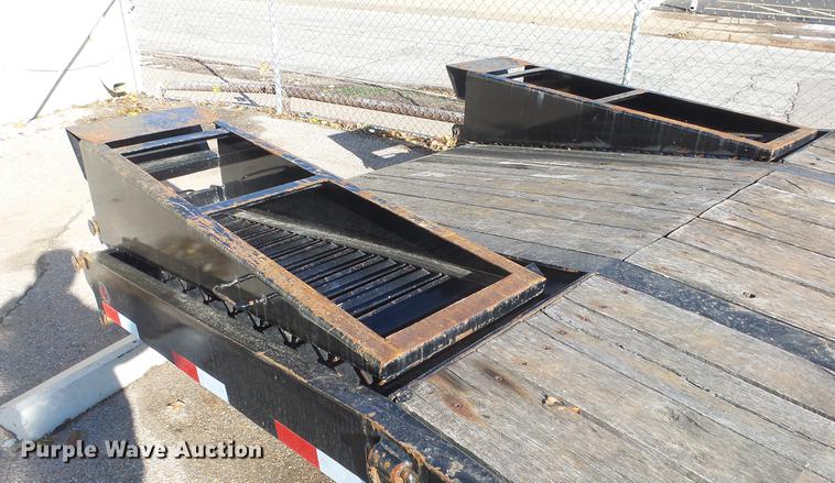 image for item DE7300 2014 Big Tex 24ED equipment trailer