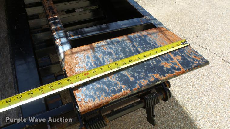 image for item DE7300 2014 Big Tex 24ED equipment trailer