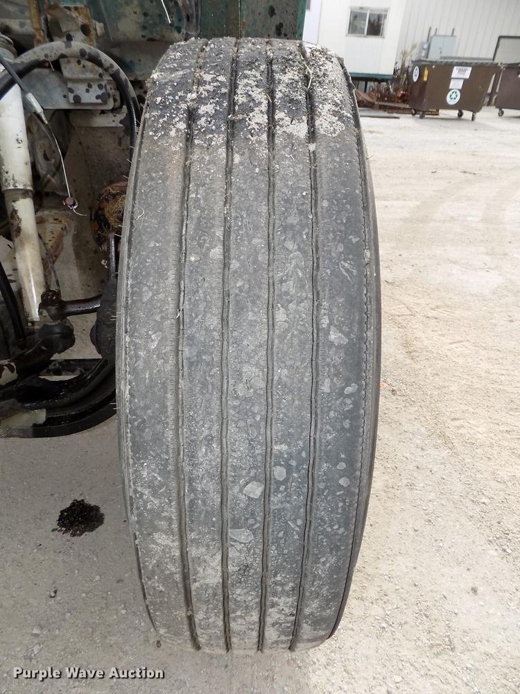 image for item DE7533 1989 International 1954 dump truck