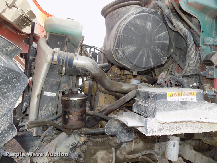 image for item DE7535 2003 Sterling LT7500 dump truck