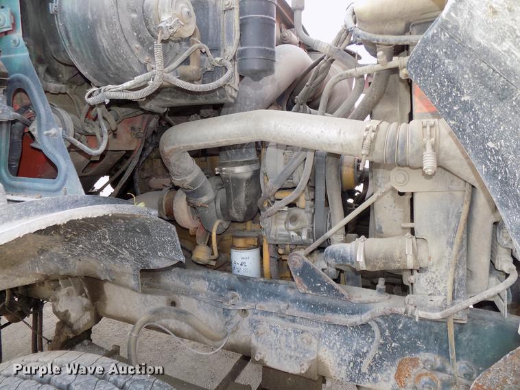 image for item DE7535 2003 Sterling LT7500 dump truck