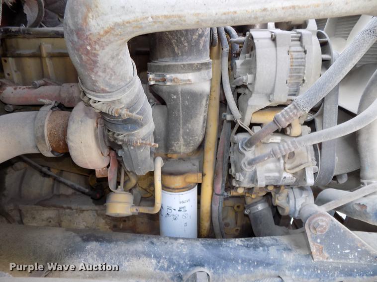 image for item DE7535 2003 Sterling LT7500 dump truck