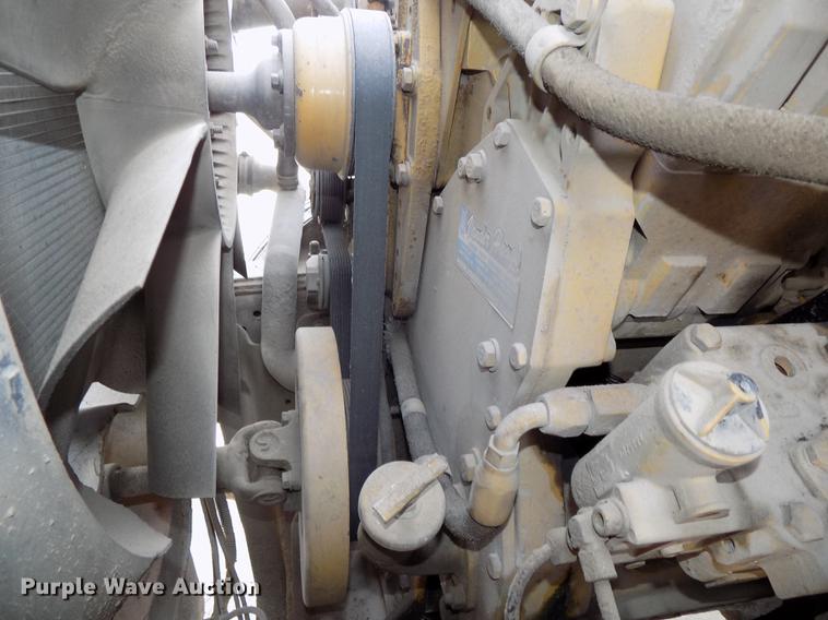 image for item DE7535 2003 Sterling LT7500 dump truck