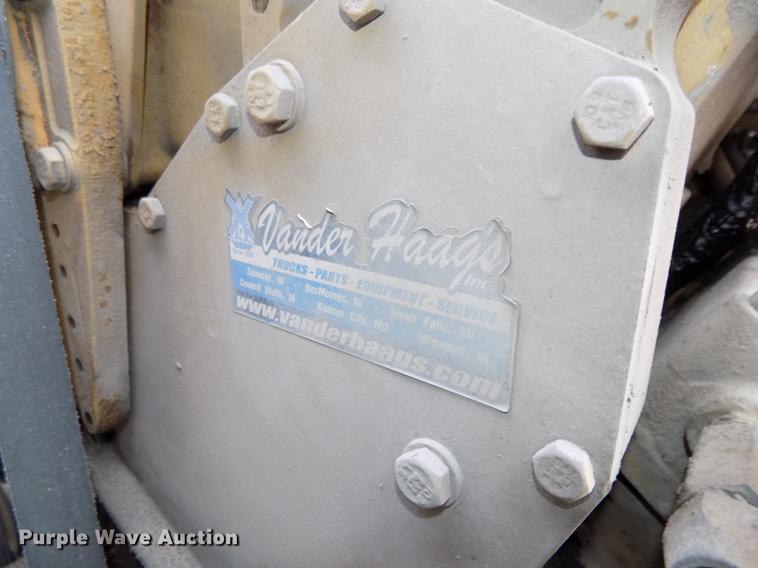 image for item DE7535 2003 Sterling LT7500 dump truck