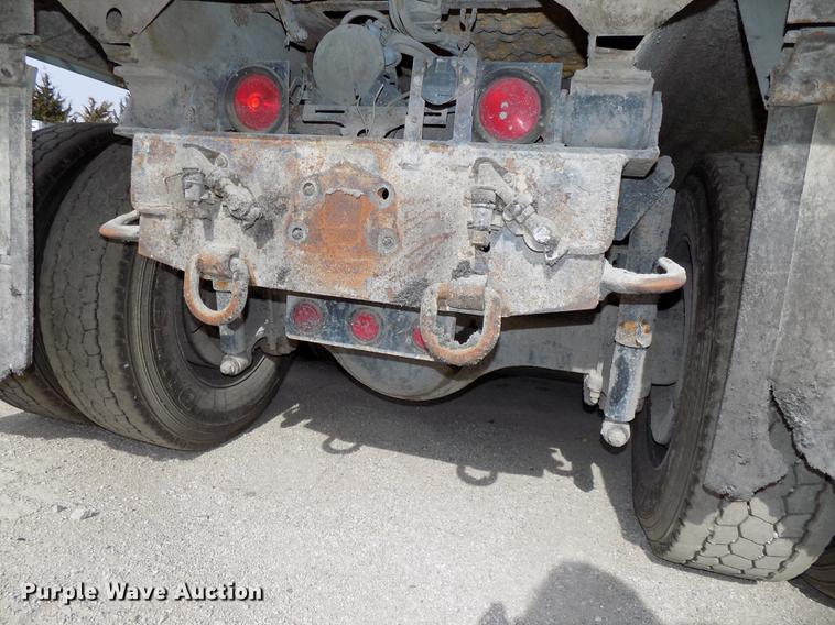 image for item DE7535 2003 Sterling LT7500 dump truck