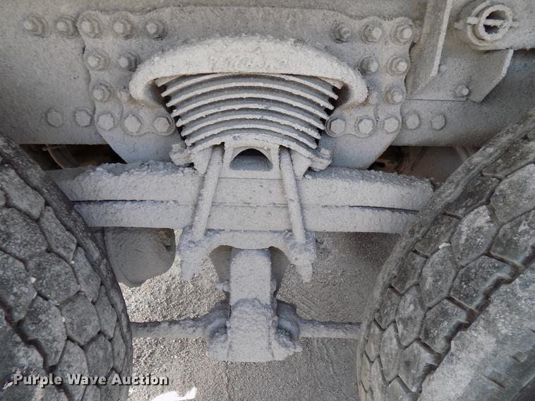 image for item DE7535 2003 Sterling LT7500 dump truck