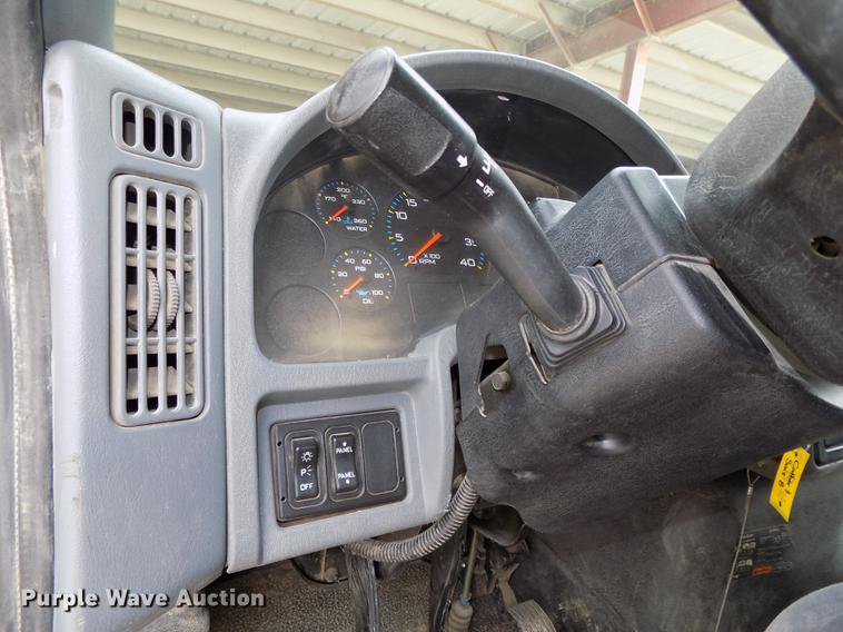 image for item DE7536 2006 International 7400 dump truck