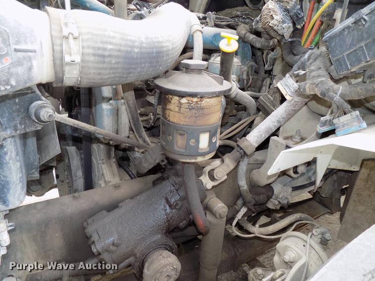 image for item DE7536 2006 International 7400 dump truck