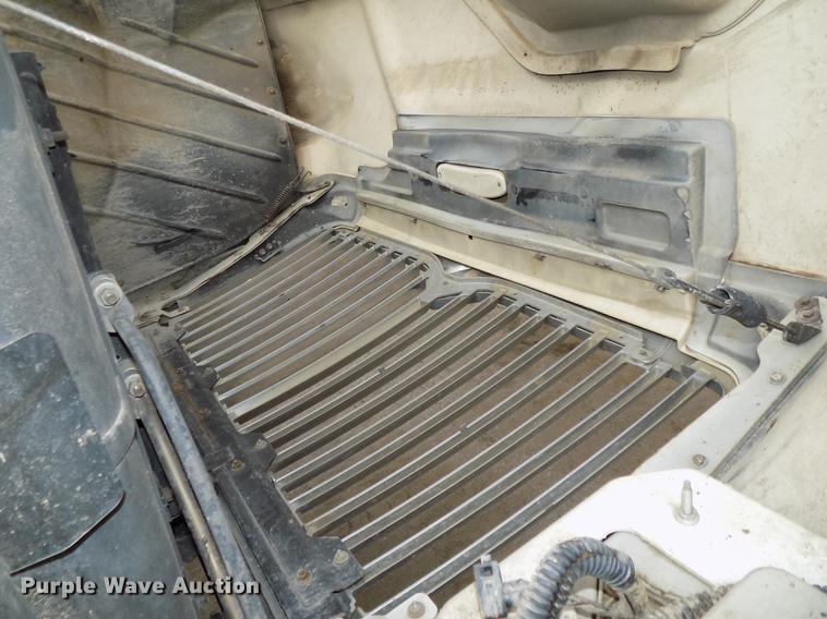 image for item DE7536 2006 International 7400 dump truck