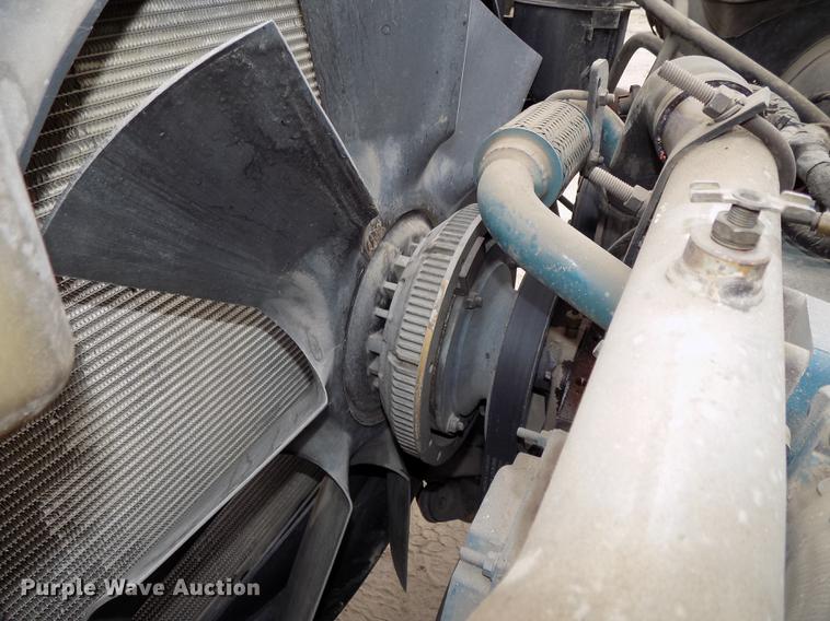 image for item DE7536 2006 International 7400 dump truck