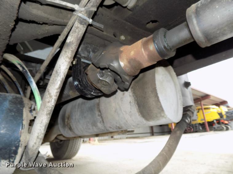 image for item DE7536 2006 International 7400 dump truck