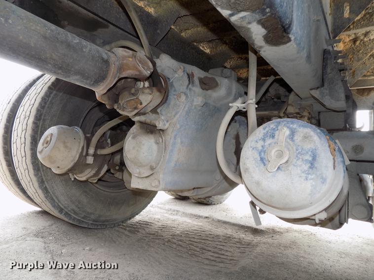 image for item DE7536 2006 International 7400 dump truck