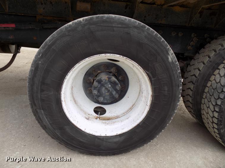 image for item DE7536 2006 International 7400 dump truck