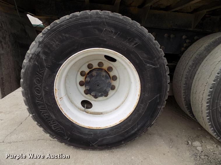 image for item DE7536 2006 International 7400 dump truck