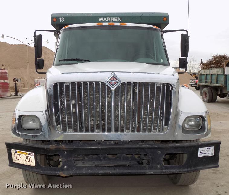 image for item DE7537 2006 International 7400 dump truck
