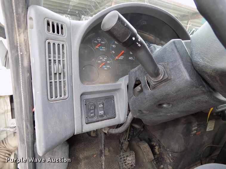 image for item DE7537 2006 International 7400 dump truck