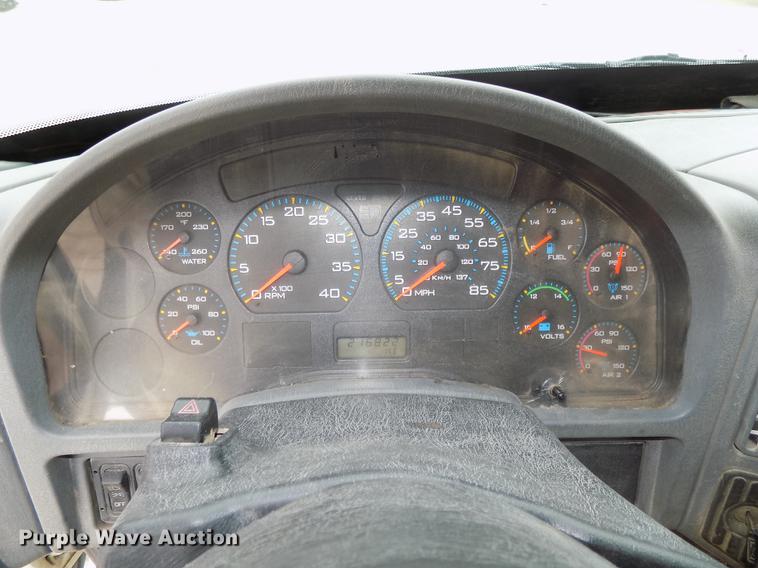 image for item DE7537 2006 International 7400 dump truck