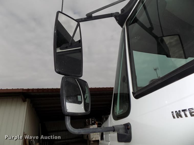 image for item DE7537 2006 International 7400 dump truck