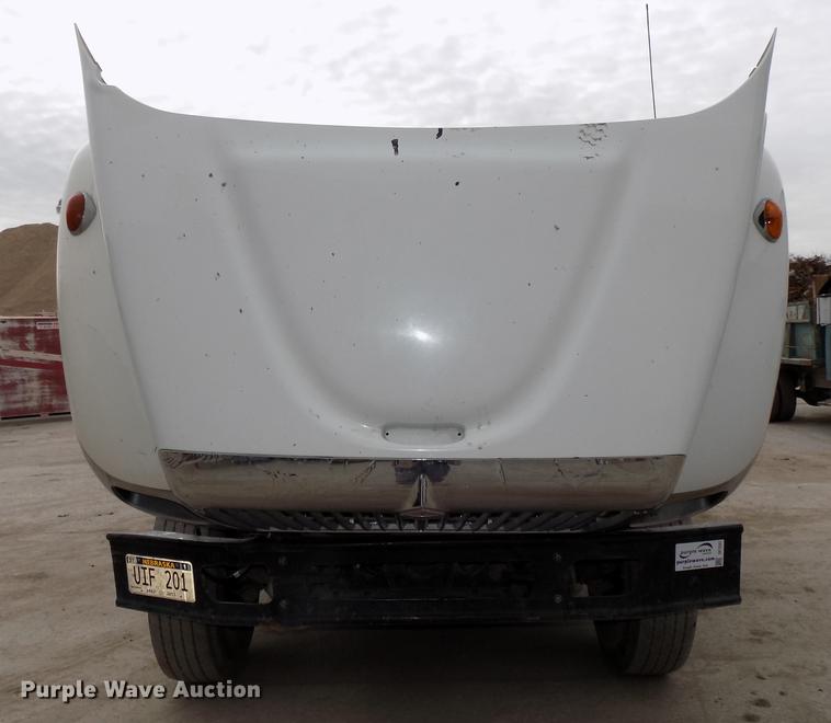 image for item DE7537 2006 International 7400 dump truck