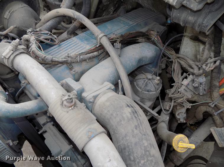 image for item DE7537 2006 International 7400 dump truck