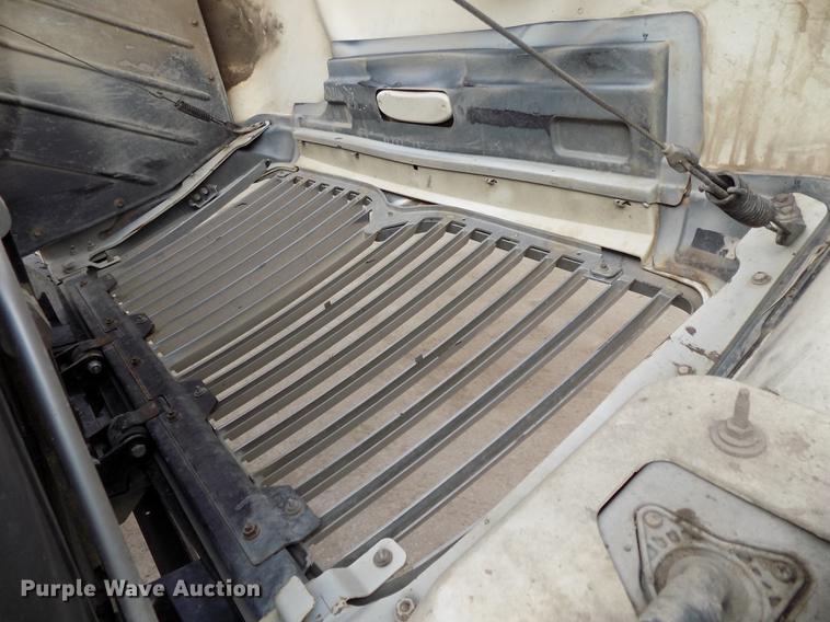 image for item DE7537 2006 International 7400 dump truck