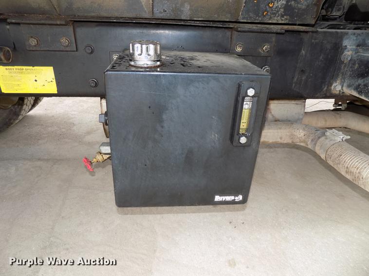 image for item DE7537 2006 International 7400 dump truck