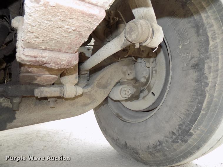 image for item DE7537 2006 International 7400 dump truck