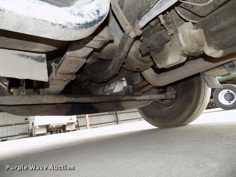 image for item DE7537 2006 International 7400 dump truck