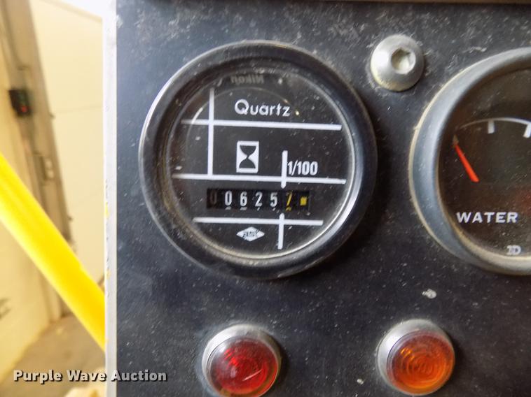 image for item DE7549 2006 Rammax P35K2B single drum vibratory roller