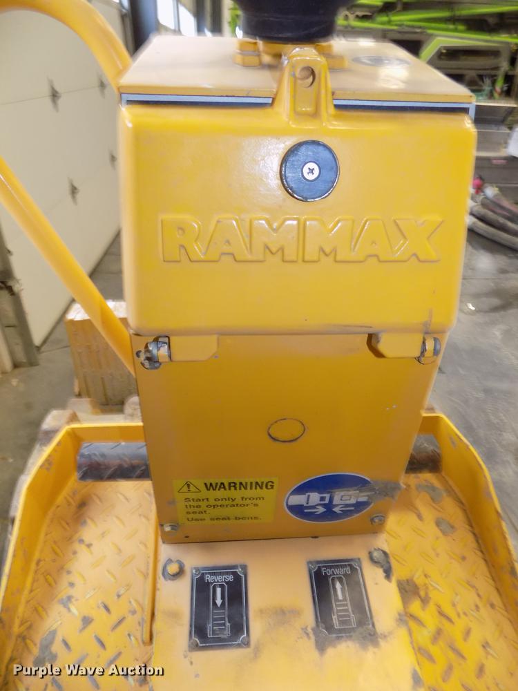 image for item DE7549 2006 Rammax P35K2B single drum vibratory roller