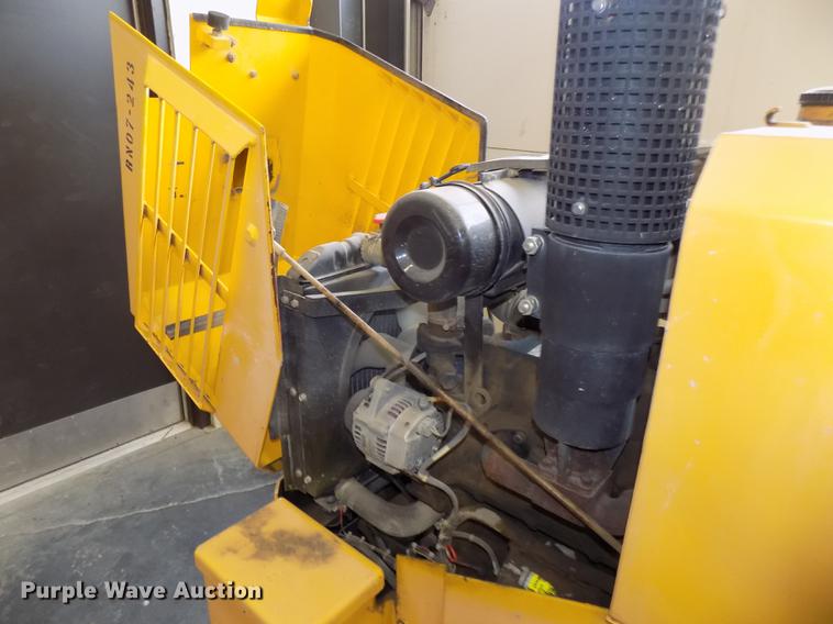 image for item DE7549 2006 Rammax P35K2B single drum vibratory roller