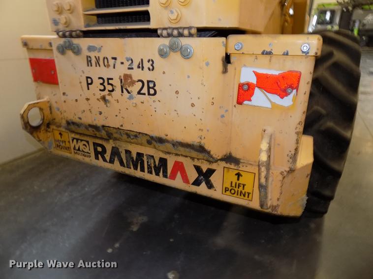 image for item DE7549 2006 Rammax P35K2B single drum vibratory roller