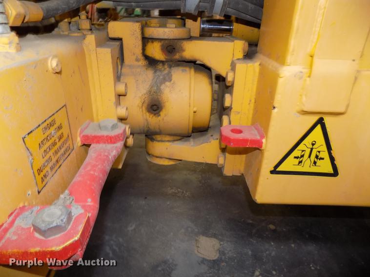 image for item DE7549 2006 Rammax P35K2B single drum vibratory roller