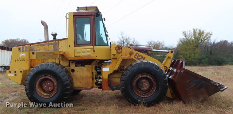 image for item DF1285 1991 Case 821 wheel loader