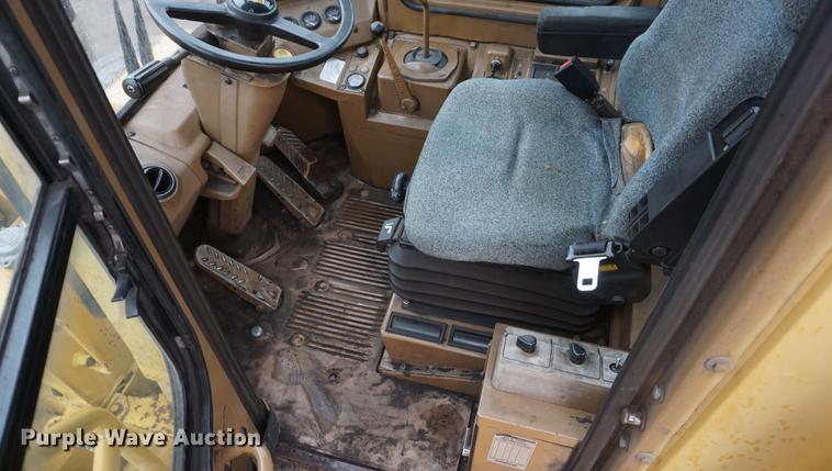 image for item DF1528 1988 Caterpillar 824C wheel dozer
