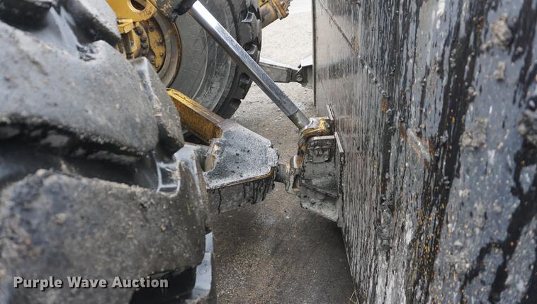 image for item DF1528 1988 Caterpillar 824C wheel dozer