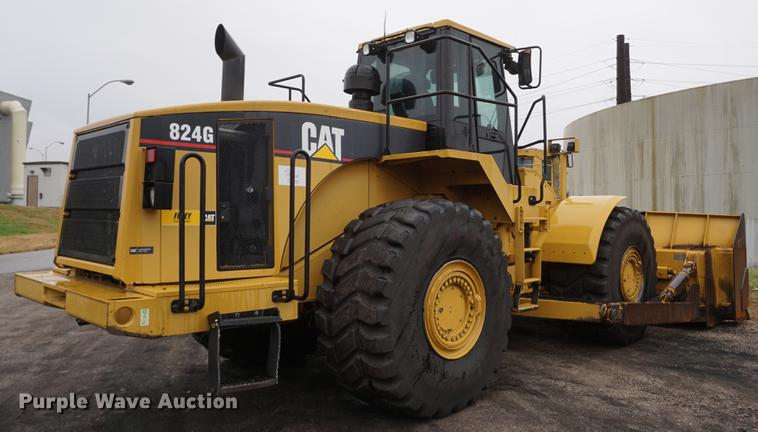 image for item DF1529 2002 Caterpillar 824G wheel dozer