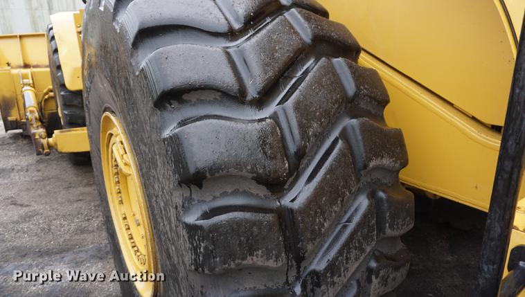image for item DF1529 2002 Caterpillar 824G wheel dozer