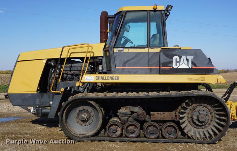 image for item DF1538 1992 Caterpillar Challenger 65C tractor