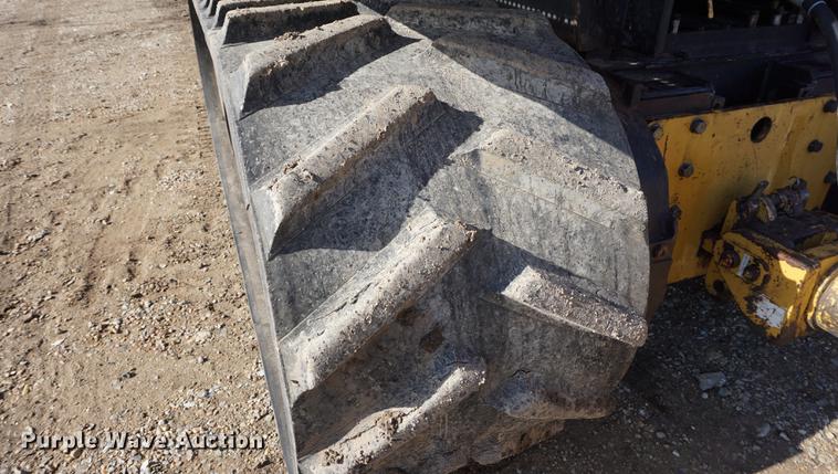 image for item DF1538 1992 Caterpillar Challenger 65C tractor