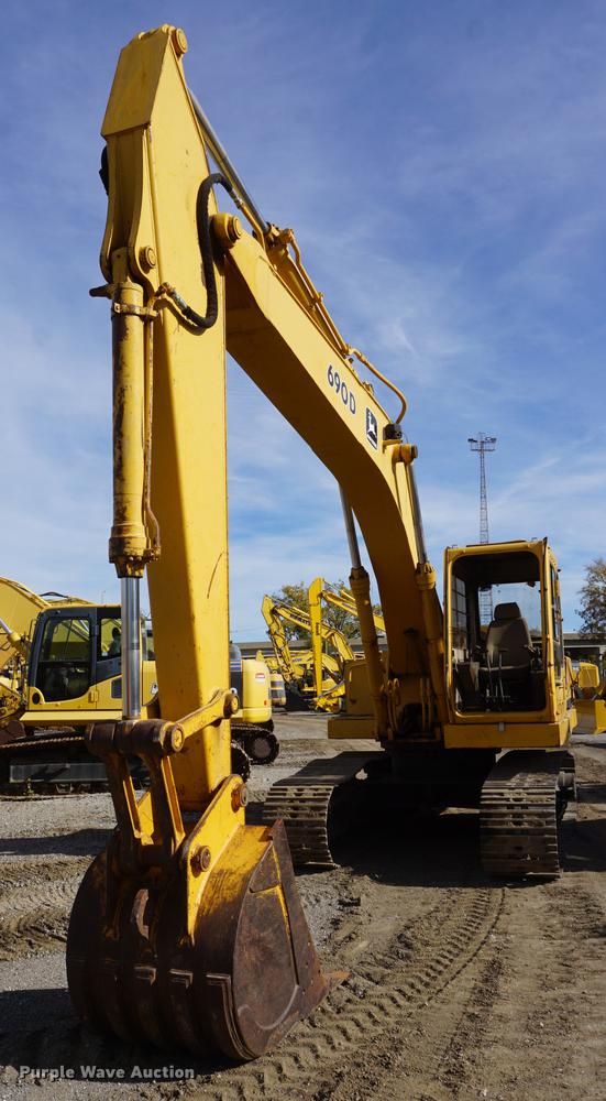 image for item DF1540 John Deere 690D excavator