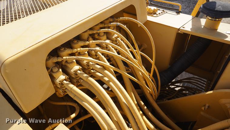 image for item DF1540 John Deere 690D excavator