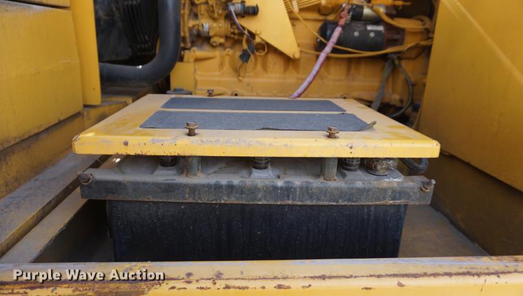 image for item DF1540 John Deere 690D excavator