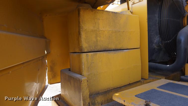 image for item DF1540 John Deere 690D excavator