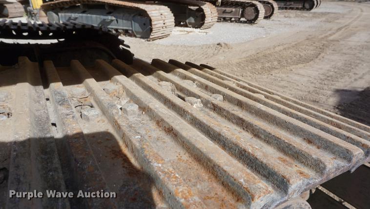 image for item DF1540 John Deere 690D excavator